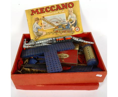 Vintage Meccano and booklet