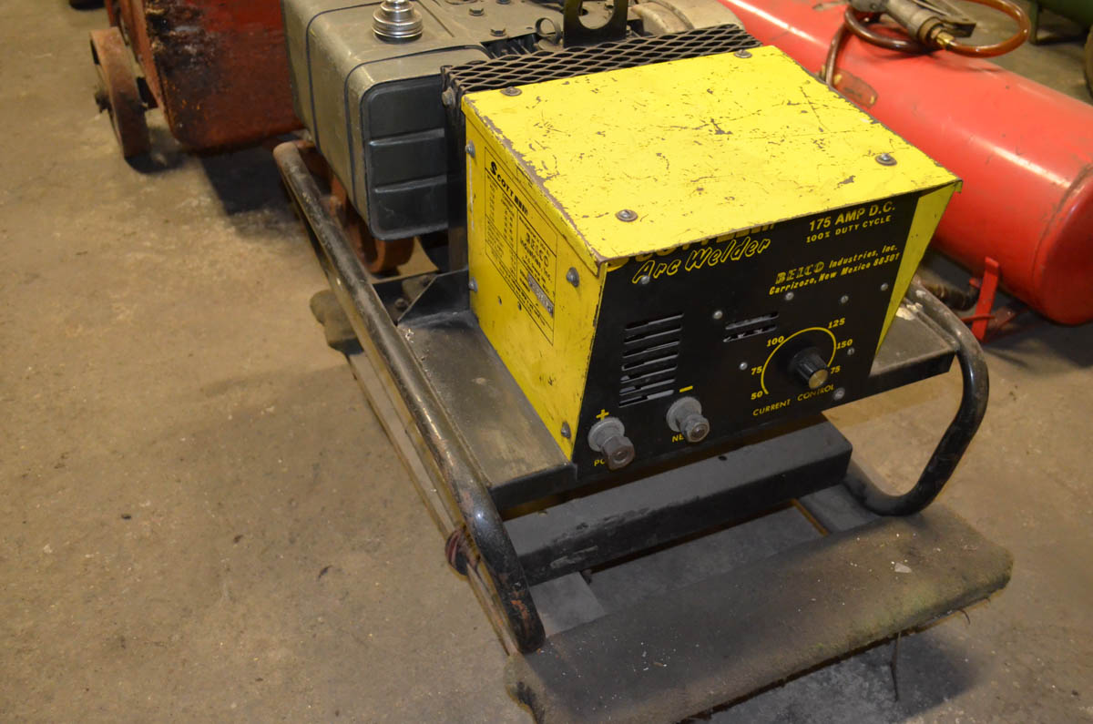 SCOTT 175AMP DC ARC WELDER GENERATOR WELDER WITH 11HP BRIGSS