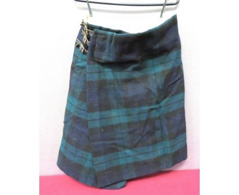 WW2 Pattern Scottish Tartan Kilt Black Watch pattern tartan, woollen, pleated rear section kilt. &nbsp;Top secured by three l