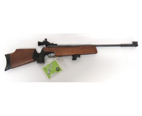 Feinwerkbau Match Target Air Rifle .177, 19 inch, fixed, blackened barrel. &nbsp;Hooded front sight. &nbsp;Right side cocking