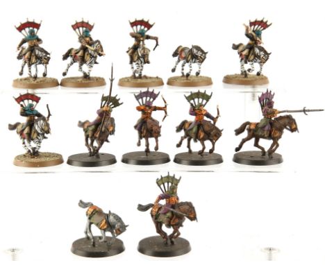 AMENDED DESCRIPTION: A collection of fully painted human Warhammer figures for Games Workshop, on round bases. Mostly plastic