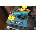 MAKITA DA3000R 10MM RIGHT ANGLE DRILL AND CASE