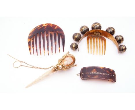 Mixed Lot: unusual antique metal hair comb, the gilt and black frame engraved with floral sprays and chased engraved borders 