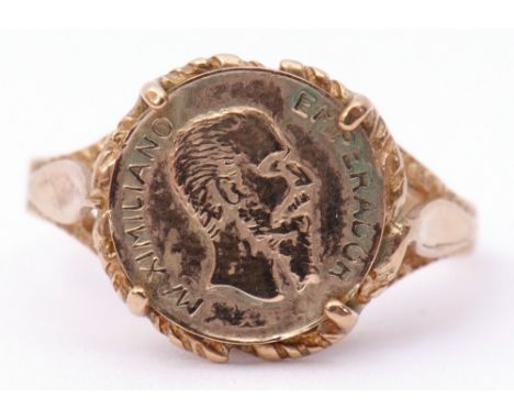 Vintage 9ct gold and Mexican token ring with a "Emperador Maximiliano" coin, size K, g/w 1.8gms