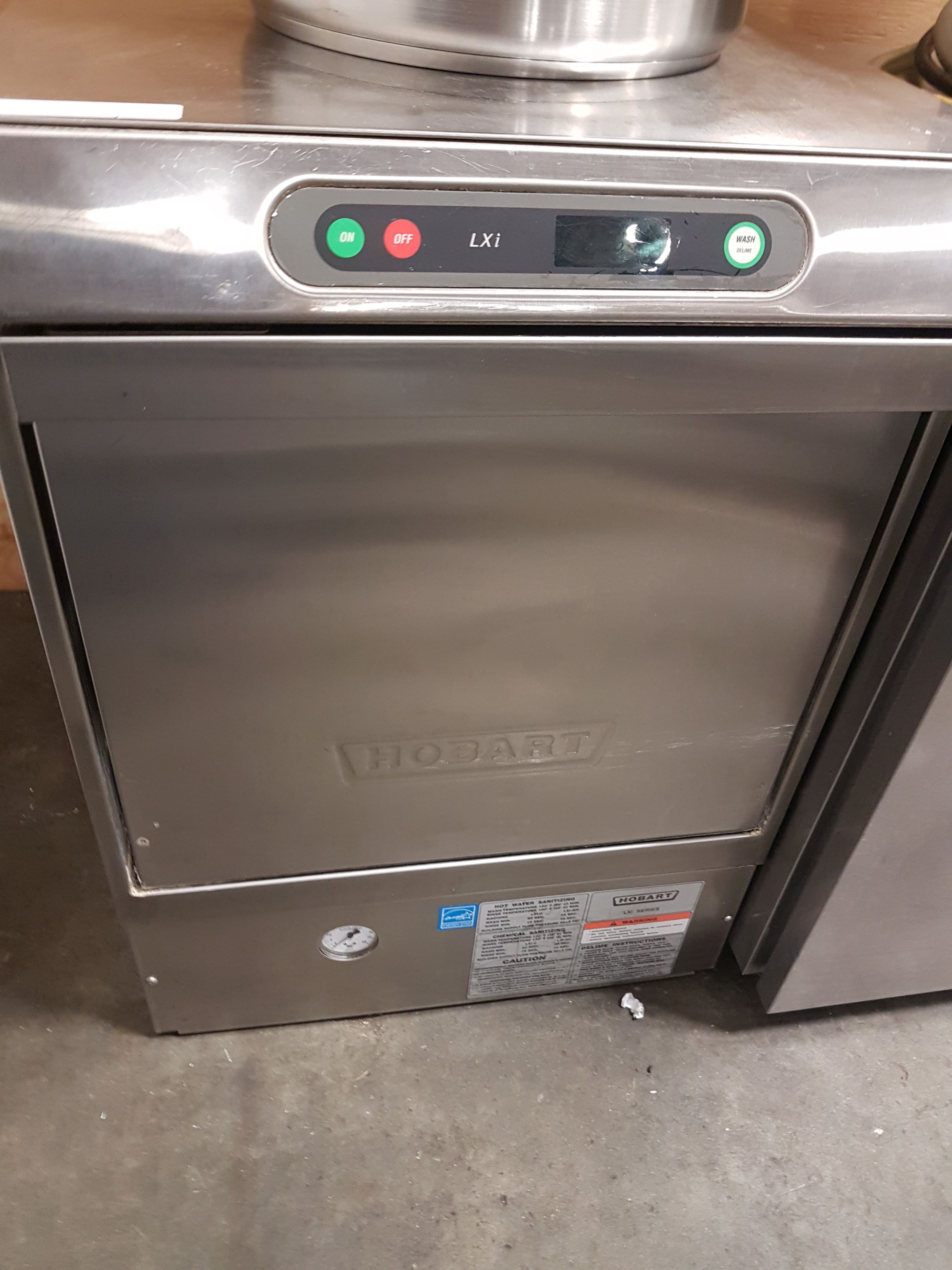 Hobart LXI Under Counter High Temp Dishwasher with 2 Dish Racks, Used