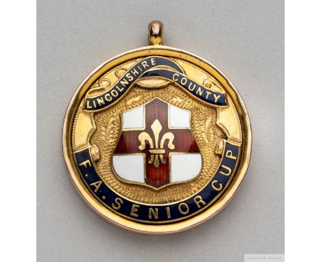 Reuben Chambers 9ct gold and enamel 1926-27 Lincolnshire County Senior Cup Winners medalthe obverse inscribed LINCOLNSHIRE CO