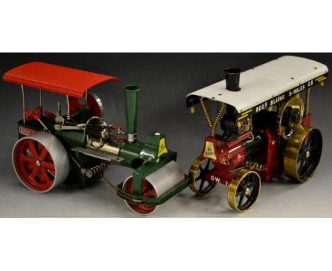 Wilesco  - a D36 Old Smoky steam roller, green body, red canopy, boxed,  another D419. red body, black and brass wheels, grey