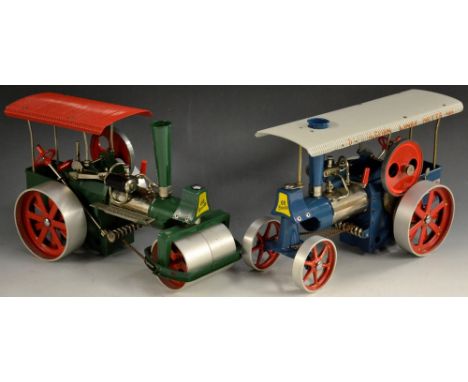Wilesco  - a D365 Old Smoky steam roller, green body, red canopy, boxed,  another D415. blue body, grey canopy, unboxed (2)