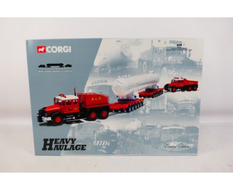Corgi - A heavy Haulage A.L.E Scammell Contractor x 2 Nicolas Trailers and "Slug Catcher" Load. Model Length Approx. 1.2M Unu