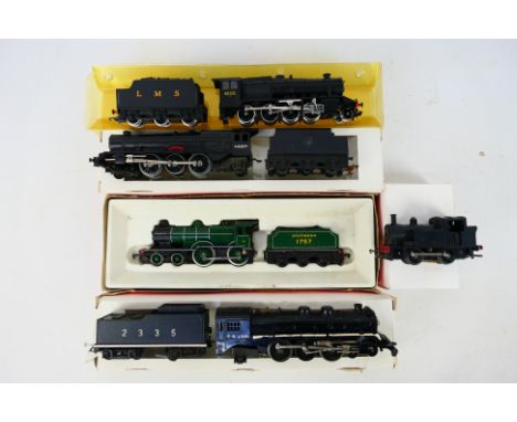Hornby - Tri-ang - 5 OO scale locomotives. Includes R315-8F Class 8F 2-8-0 #8193, R2426 Princess Royal Class 4-6-2 #46201 "Pr