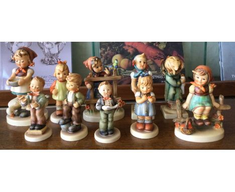 Ten Hummel figures. Est. £20 - £30.