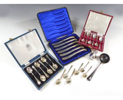 CASED SETS ETC. Three cased sets, including a set of six Edwardian silver coffee spoons, a set of tea knives with filled silv