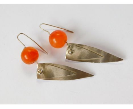 HELEN FEILER, NEWLYN. A pair of Helen Feiler, Newlyn, unique, one-off pair of silver & agate earrings. Length 5.5cm.  Please 
