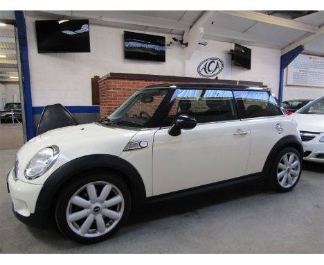 Make &amp; Model: Mini Cooper SDate of Reg: WJ07 CTXColour: Whitecc: 1598MoT: 02-03-2023Fuel Type: PETROLMileage: 102kTransmi
