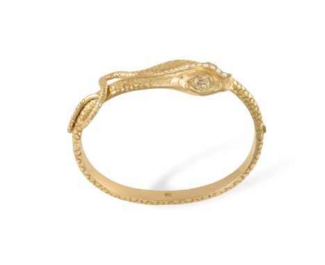 *** PLEASE NOTE DESCRIPTION IN PRINTED CATALOGUE SHOULD READ***A LATE 19TH CENTURY DIAMOND SERPENT BANGLE, RUSSIAN, CIRCA 189