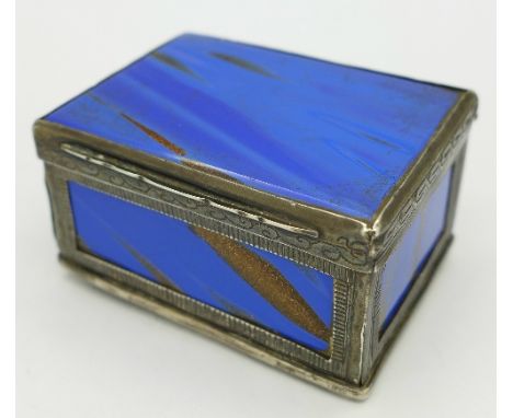 A white metal and lapis lazuli snuff box, width 6.5cm