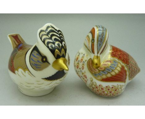 Two Royal Crown Derby Collectors Guild bird paperweights, Teal Duckling and Crested Tit