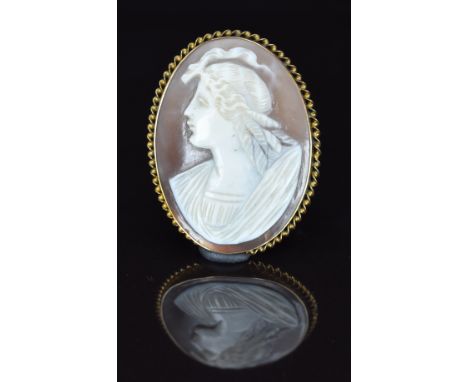 A 9ct gold brooch set with a cameo, 8.2g, 3.5 x 4.7cm&nbsp;