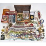 A collection of jewellery and necklaces including beaded, glass, garnet, amethyst and freshwater