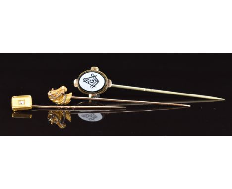 French 18ct gold&nbsp;stick pin in the form of a horse with a diamond eye (2.2g), Victorian 9ct gold stick pin set with an ol