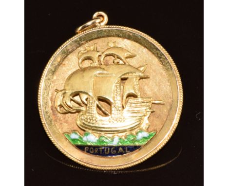 A yellow metal pendant in the form of a carrack with enamel decoration reading 'Portugal', marked 800, 13.1g, 3.7cm