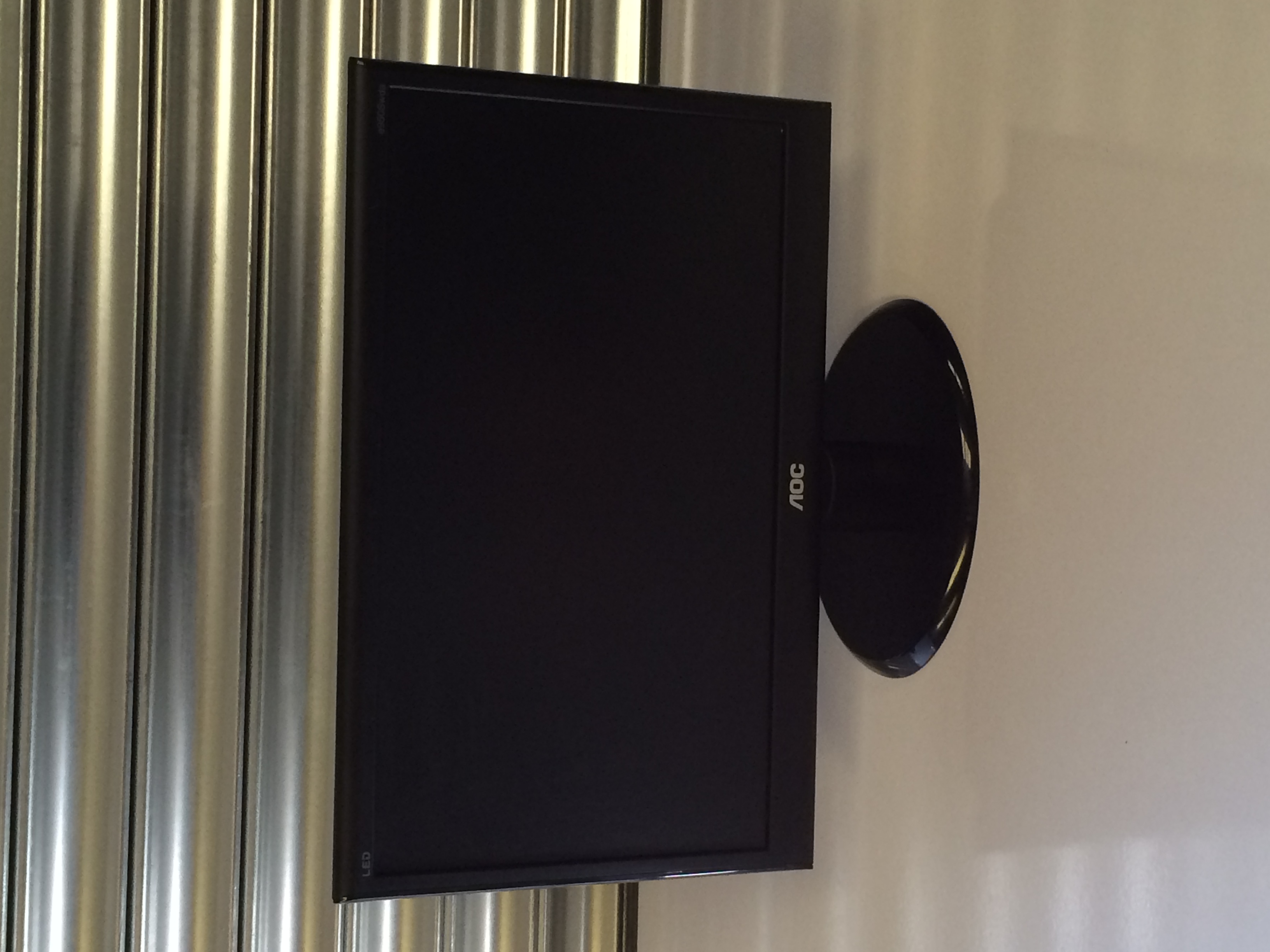 AOC LCD Monitor ( Model Number 185LM00013 ) With VGA & Power Cable