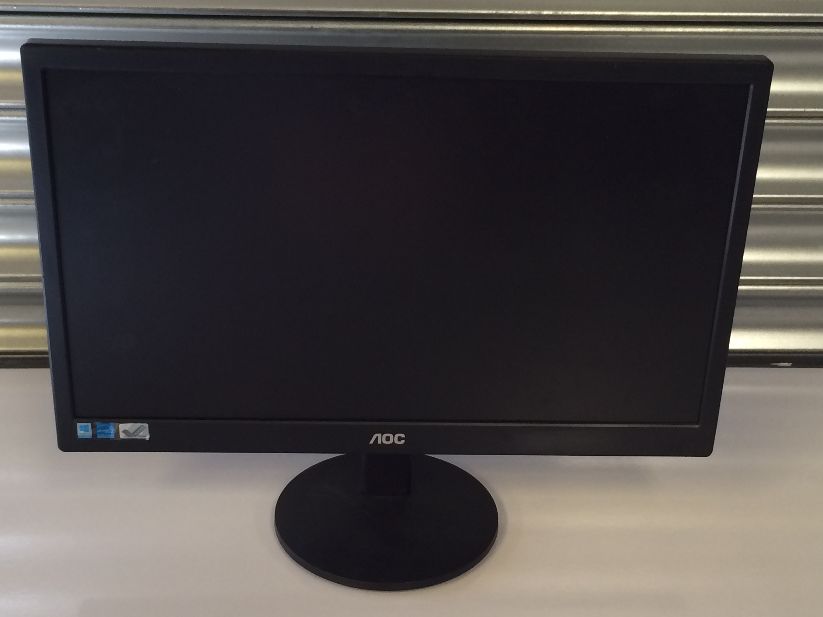 AOC LCD Monitor ( Model Number 185LM00019 ) With VGA & Power Cable