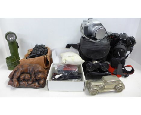 A metal car money box, a door knocker, a military signalling torch, a resin figure, two cameras and a pair of binoculars **PL