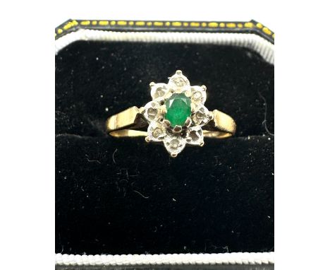 9ct gold emerald &amp; diamond ring weight 1.5g