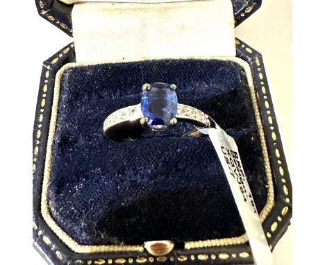 Silver Kyanite &amp; white topaz ring rrp £191 on label
