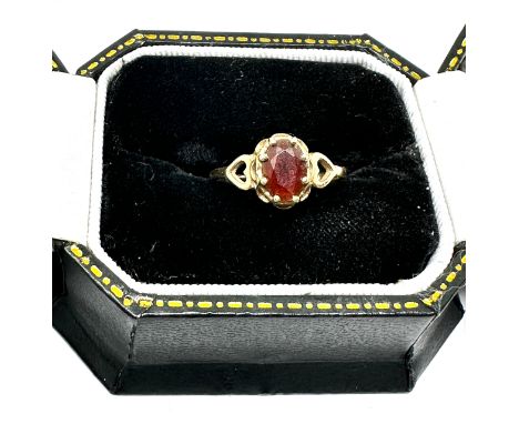 9ct gold garnet ring weight 1.2