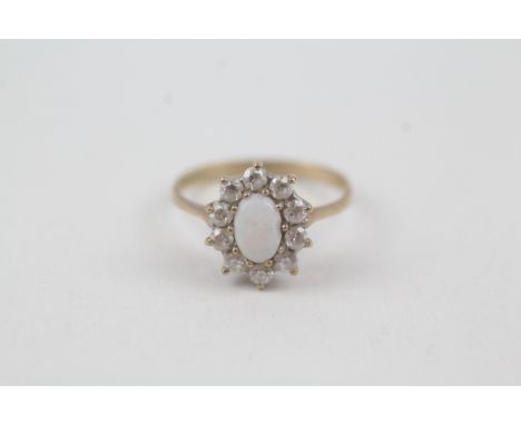9ct gold vintage opal &amp; cubic zirconia cluster rign (1.9g)
