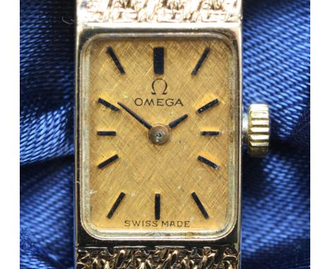 Omega, a 9ct gold manual wind ladies wristwatch, London 1969, gilt dial with baton markings, the 17 jewel cal 750 movement nu