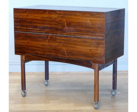 Mogens Kold Møbelfabrik, a Danish rosewood drinks cabinet, c.1960s, the hinged top opening to reveal a compartmentalised inte