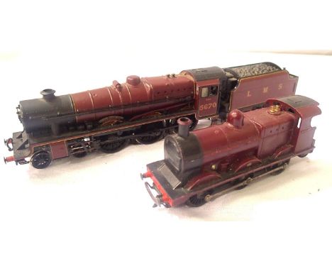 Mainline Howard of Effingham in fair condition and a Triang 3F in fair condition (no tender) both unboxed. P&P Group 1 (£14+V