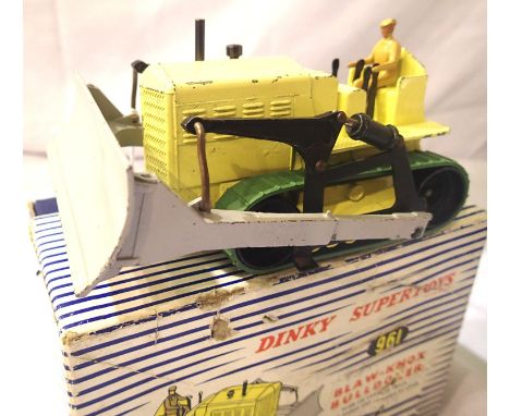 Dinky Toys 961 Blaw Knox bulldozer in good condition, chips and rubs etc, box is poor. P&amp;P Group 1 (£14+VAT for the first