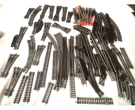 Selection of N gauge track and points, mostly Peco, points 15x and approximately fifty track pieces including some Fleischman
