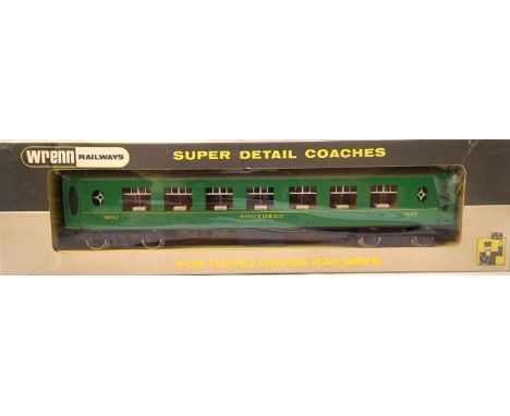 Wrenn W6007 Southern Green coach second class 2523 in near mint condition, box is good. P&amp;P Group 1 (£14+VAT for the firs