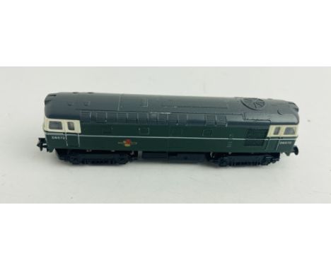 Graham Farish N Gauge BR Green Diesel Locomotive Unboxed  - P&amp;P Group 1 (£14+VAT for the first lot and £1+VAT for subsequ
