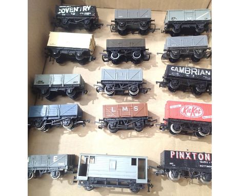 Fifteen assorted OO scale wagons, various makes and types, mostly good condition, unboxed. P&amp;P Group 1 (£14+VAT for the f