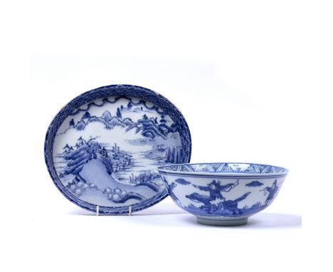 Blue and white porcelain bowlChinese, 19th Centurypainted with an equestrian skirmish around the outside, with four character