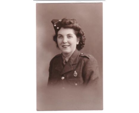ATS + Royal Signals - Fine Head + Shoulders female soldier portrait card, Kings Crown a sign badge