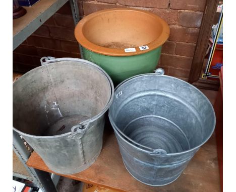 2 GALVANISED BUCKETS WITH HANDLES &amp; LARGE GREEN/BROWN STONEWARE PLANTER