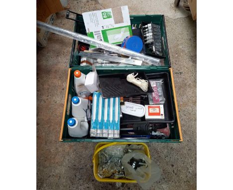 2 CARTONS &amp; A TUB OF VARIOUS FITTINGS, SCREWS, NAILS, NUTS &amp; BOLTS, SOCKET SET &amp; OTHER TOOLS