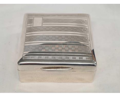 SILVER CIGARETTE /TRINKET BOX WITH ENGINE TURNED DECORATED LID, APPROX 3'' SQUARE, 1.1/4'' DEEP, B'HAM 1930, 67g TOTAL