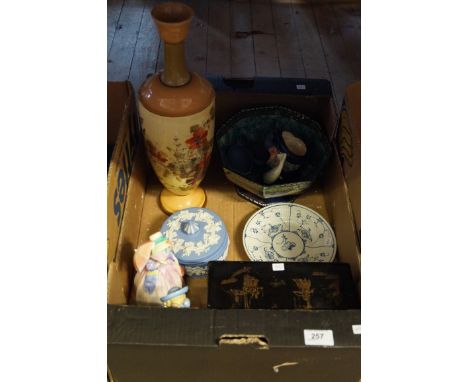 A mixed lot of assorted items to include a Goebel figure of an Art Deco girl holding a bunny, Delft plate, French faience war