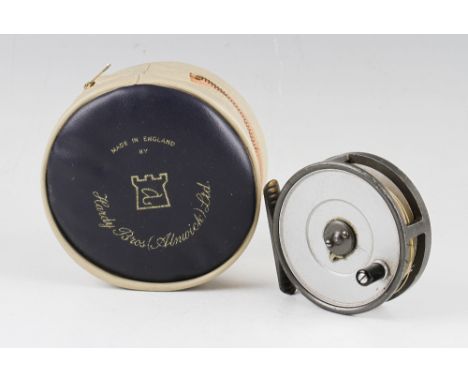 Scarce Hardy Bros The Hydra 3 1/8" alloy trout fly reel - with solid face plate , ribbed brass foot very light wear to the li
