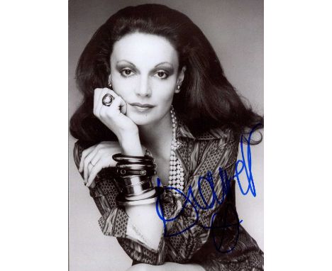 FURSTENBERG DIANE VON: (1946- ) Belgian fashion designer. Signed 5 x 7 photograph of the chic Furstenberg in a half-length po
