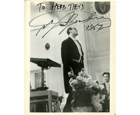 ROSTROPOVICH MSTISLAV: (1927-2007) Russian cellist and conductor. Vintage signed and inscribed 8 x 10 photograph of the music