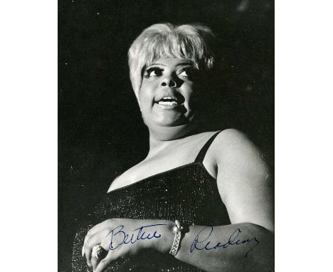 READING BERTICE: (1933-1991) American singer, actress and revue artiste. A scarce vintage signed 7.5 x 9.25 photograph of Rea